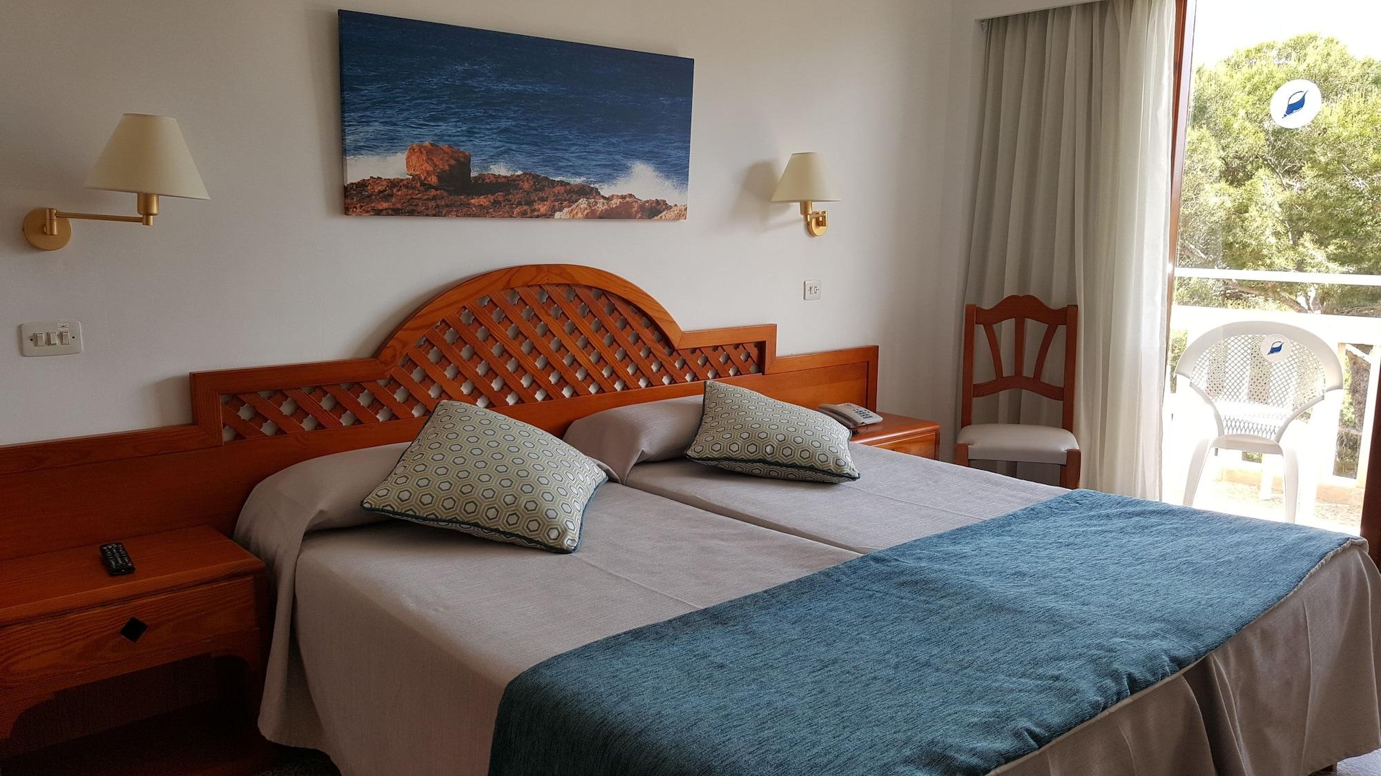 Hotel Pinos Playa Santanyi Exterior photo