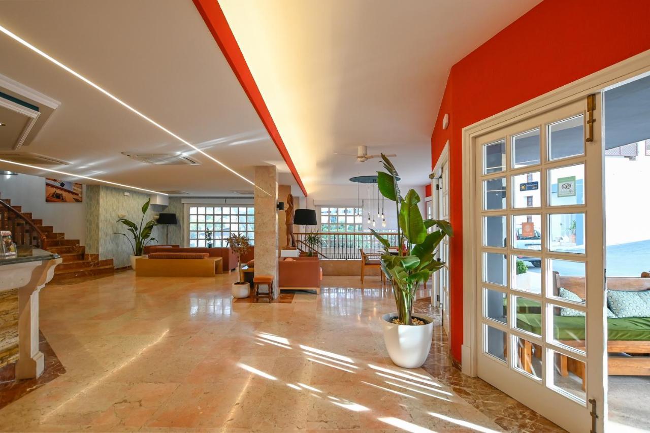 Hotel Pinos Playa Santanyi Exterior photo